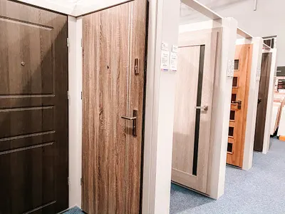 Majster Plus Gniezno | Montaż drzwi i podłóg | Deski tarasowe i parapety